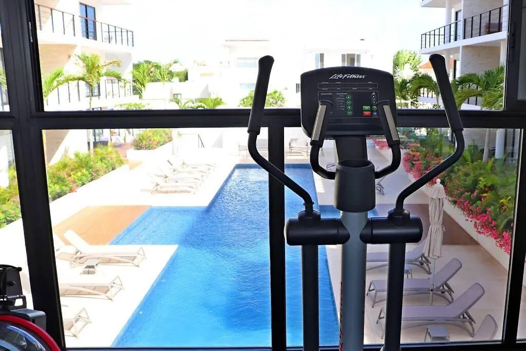 New Condo With Pool, Gym, A/C, Wifi, King Size Bed Cancún 0*,  Mexiko